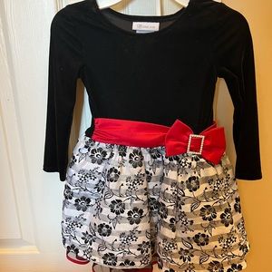 Beautiful, black velvet girls dress worn once